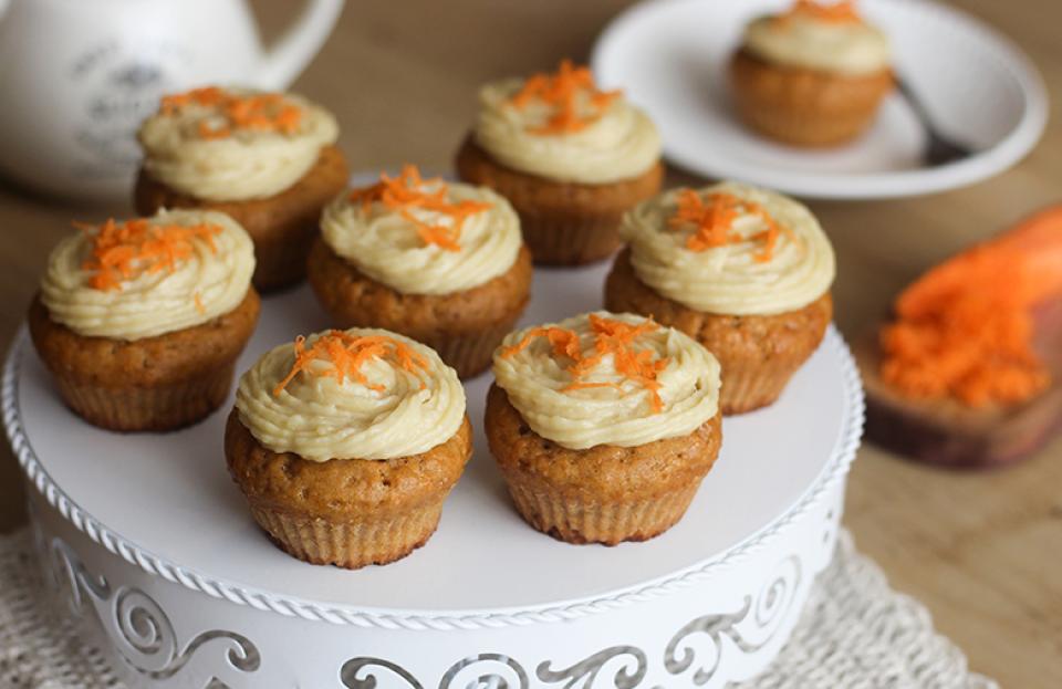 Mrkvové cupcakes s vanilkovým krémom